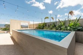 Artistic Studio with views and premium amenities - Image 5