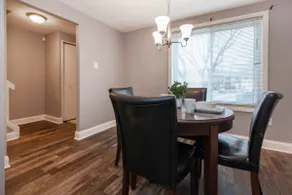 Spacious 3 Level Townhome in Columbia - King Bed! - Image 3