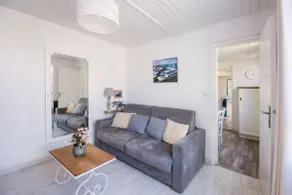 Charming house with high-end services, located 300 m from the beaches - Image 4