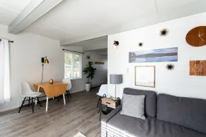 Private, Stand-Alone Greenlake Gardenscape - Image 3
