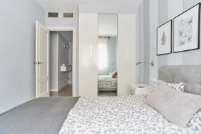 Modern apartment in Sant Cugat del Vallès - Image 2