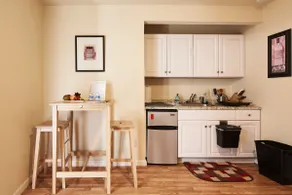 Private One BR Apt & Yard - 7 Min to San Francisco - Image 4