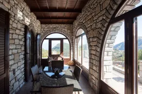 Stone Mansion Anavryti, ΑΜΑ 20569 - Image 2