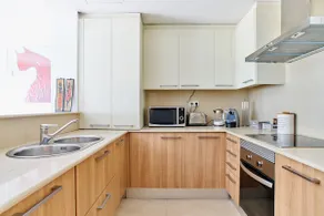 VIP apartment with pool and free parking in San Cugat - Image 4
