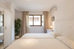 Apartment in Soho Malaga for 10 people - Image 4