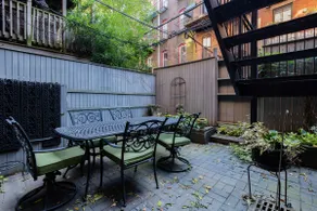 Victorian Charm, Modern Style w/Private Entrance - Image 4