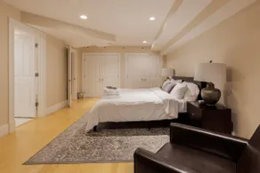 Victorian Charm, Modern Style w/Private Entrance - Image 5