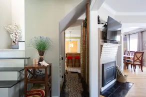 Uptown Luxury Home | Great for Groups/Executives - Image 5