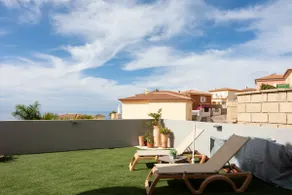 Villa med uppvärmd privat pool, luftkonditionering och fantastisk havsutsikt - Image 2