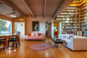 Jewel box house w/ wide ocean view - Image 3