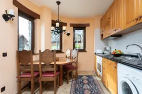 Save & clean Cozy* Spacious* Luxurious * Apartment - Image 3