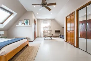 Skylights, King Bed, 2 bedrooms - Image 3