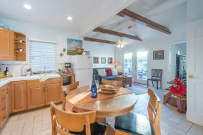 The Coach House -2 bedroom/3 bath Orlando Getaway! - Image 3