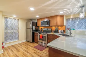 Alberta Arts - Private, Full Kitchen, Fireplace - Image 4