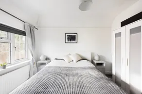 The Film Studio Appartement 5 min to Harry Potter - Image 3