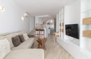 Cozy apartments on the Mediterranean coast - Image 5