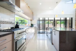 Spacious Family Retreat with alfresco Dromana - Image 4