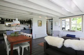 Country Garden House with Panoramic View - Image 4