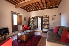 The Arches - a beautifully renovated apartment - Image 5