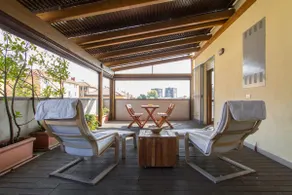 Helles Haus mit 2 Schlafzimmern und einer einzigartigen Terrasse - Image 2
