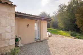 L'Atelier du Domaine Jean Got near St Emilion - Image 2