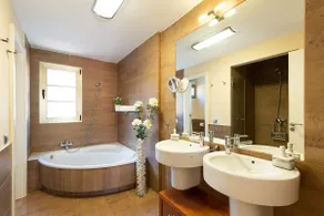 Villa del Sur - Luxury with heated pool and BBQ - Image 5