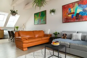 Art suite, 2 BR, garden, patio, free Pkg, AC - Image 5