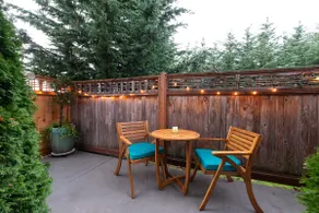 Comfy Bungalow near Lake Washington & LightRail - Image 2