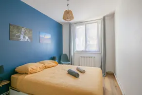 Bleuet - 2 bedrooms - Air Conditioning, Free parking & Tram - Image 2