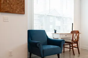 Scenic Southside Condo, Downtown walkable - Image 2
