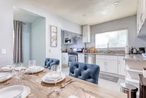 Warm & homey Monrovia Home near Los Angeles - 3B2B - Image 4