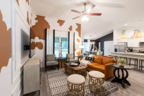Springs Basecamp: 4BR Near Rainbow & Manatees - Image 2