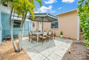 Close to beach! Updated home with private pool! - Image 3