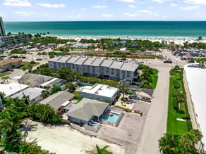Close to beach! Updated home with private pool! - Image 2