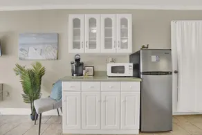 Luxe Guest Suite Near The Emerald Coast of PCB - Image 2