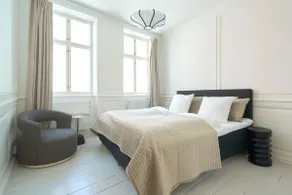 Elegant City Retreat in Central Copenhagen - Image 2