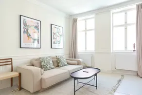 Elegant City Retreat in Central Copenhagen - Image 3