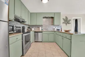 Relaxing Getaway – 3BR Home Near Panama City Beach - Image 3