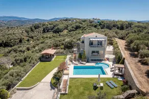 Villa with stunning views and Heated infinity pool - Image 4