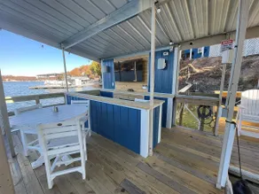 Luxury Main Channel Lake House, Dock, Party Bar - Image 4