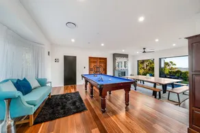 Ninderry Manor - House Only. - Image 2