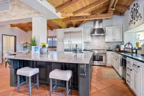 Walk To The Beach - Outdoor Dining - Spacious - Image 3