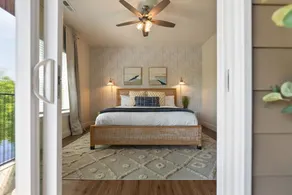 Views! LAKE Penthouse- 5 min to Landing & Downtown - Image 4