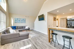 Hike & Ski: Pocono Lake Home w/ Community Perks! - Image 5