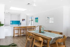 Seascape at Christies Beach - Oceanview Family Stay - Image 2