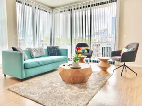 3 Bedroom Penthouse in Downtown - Image 2