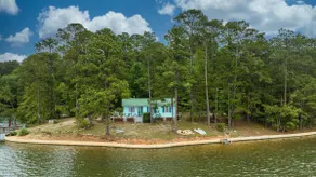 Cozy 1960s Lake Cabin w/ Private Dock & Kayaks - Image 5