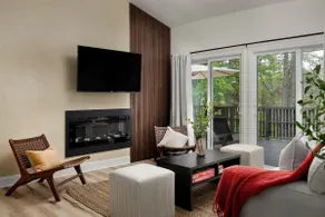Lake-view! Hot Tub! Fire Pit. Grill. Game Room. King bed. - Image 5