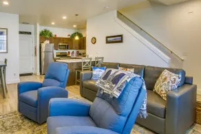 2 Mi to Zootah: Providence Townhome w/ Fireplaces - Image 5