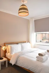 Stone Stays - 4 Bedroom Home Newcastle Upon Tyne - Image 5